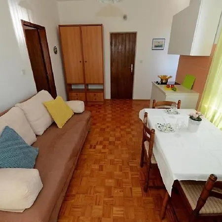 Lägenhet Ankica - 150 M From Beach Zadar
